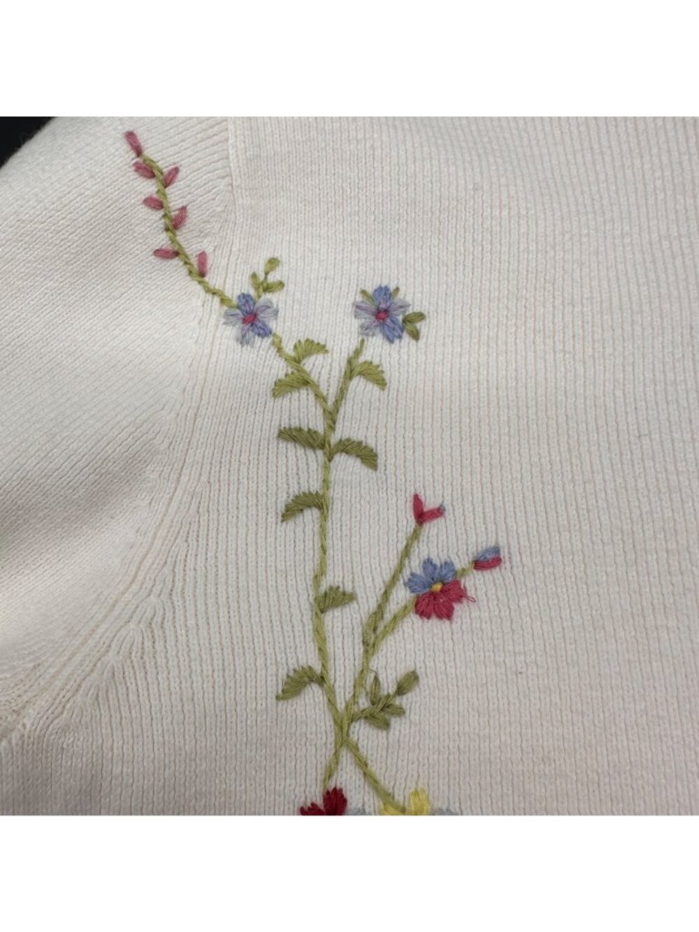 Vintage Gap Embroidered Floral Sweater Shirt Medium 90s Cotton Hong Kong Cottage - Picture 4 of 7